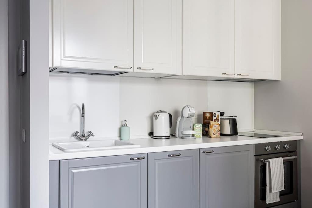 Unique Studio In The Heart Of Милано Екстериор снимка